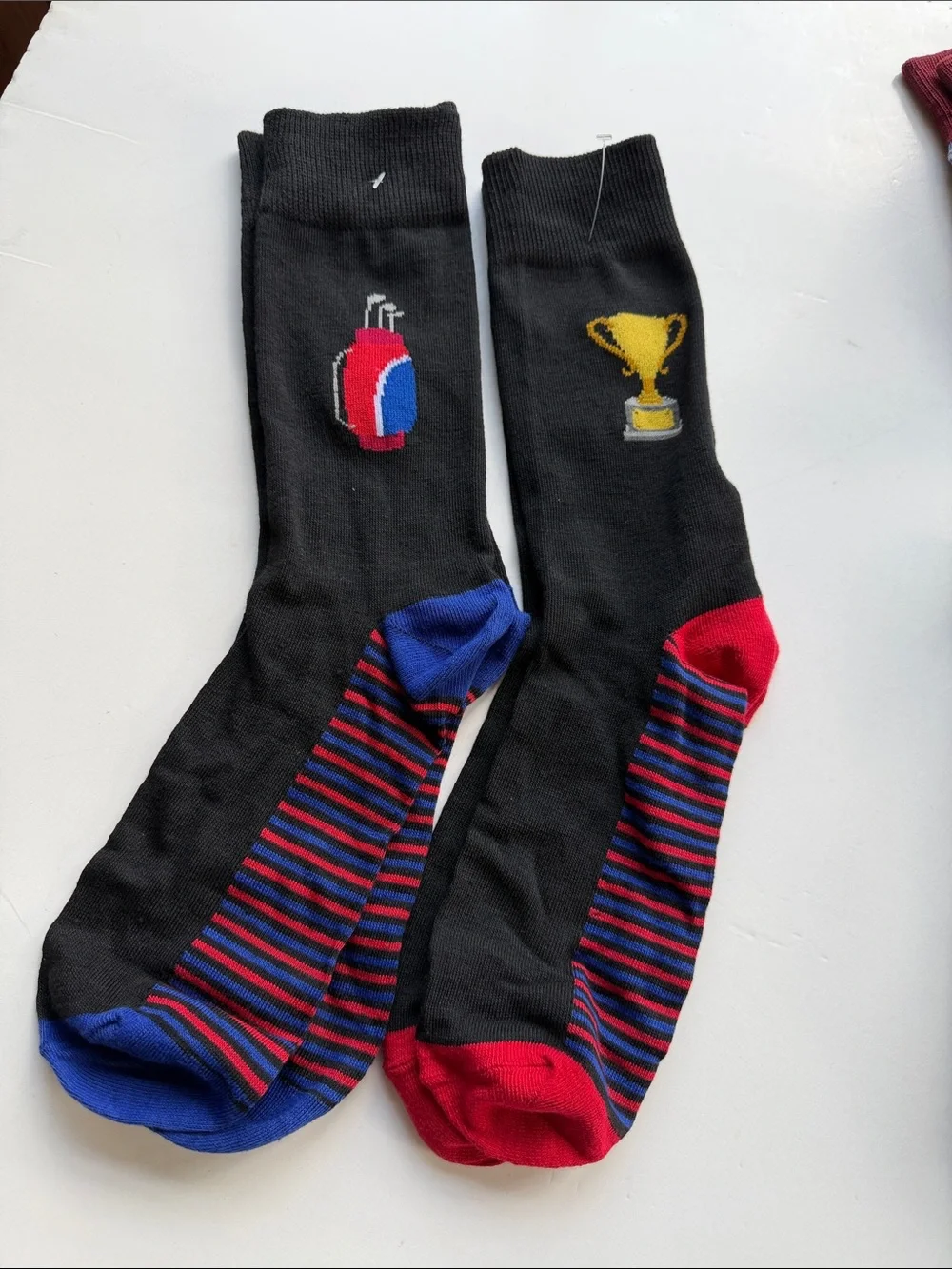 Men’s Socks Printed Novelty Crew 9 Pair One Size